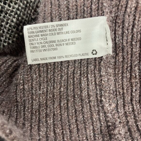 A New Day Oversized Sweater SZ M Leopard Print Soft V Neck Gray Black White Warm - Picture 10 of 13